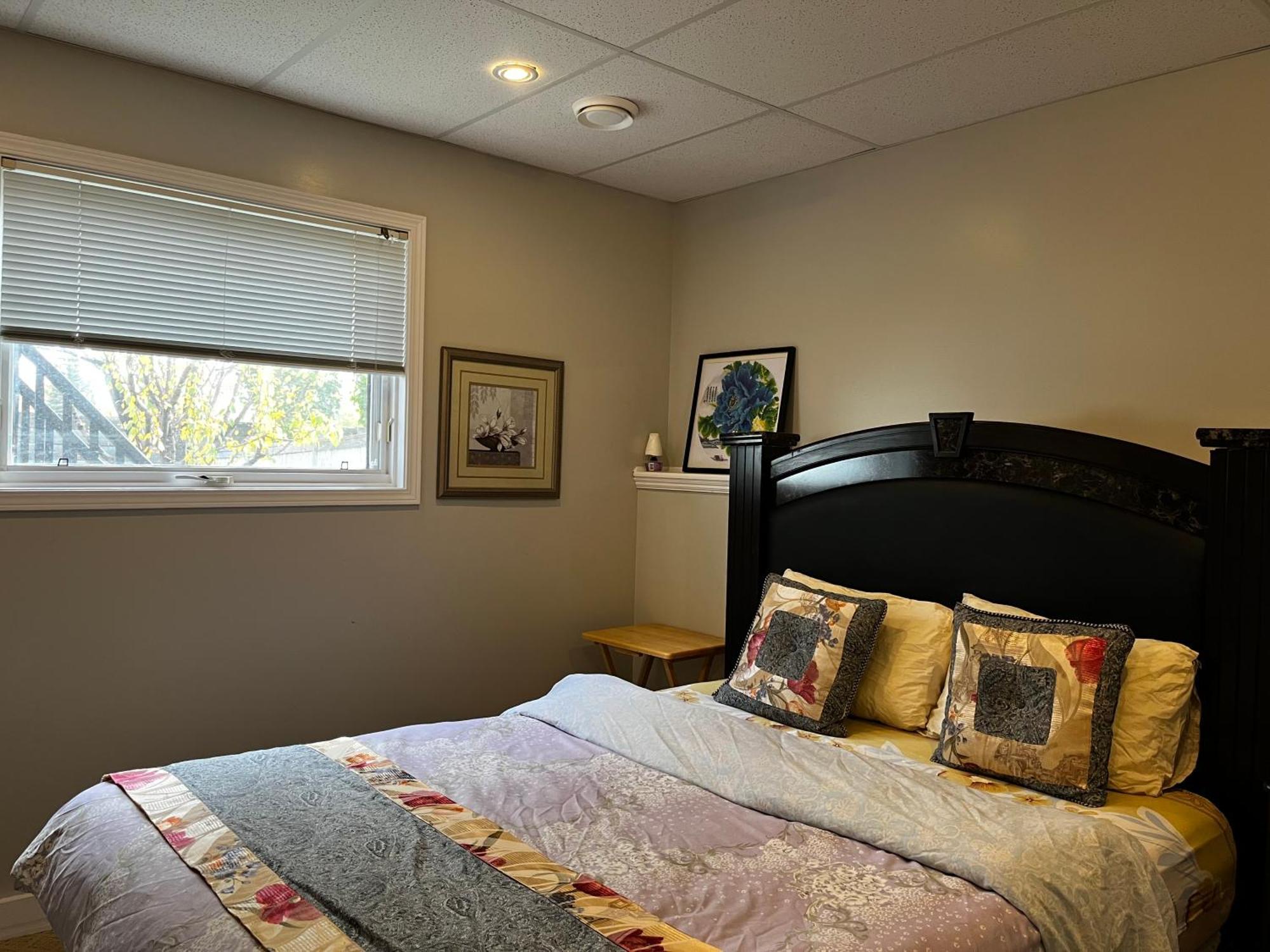 Citadel Cozy Quilt Private Bedroom 卡加利 外观 照片